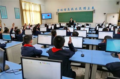 聚焦江津教育扶貧 信息點(diǎn)亮希望，服務(wù)溫暖人心